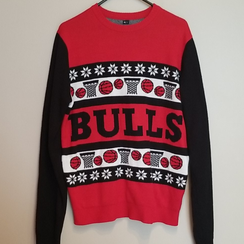 Holiday BULLS sweater